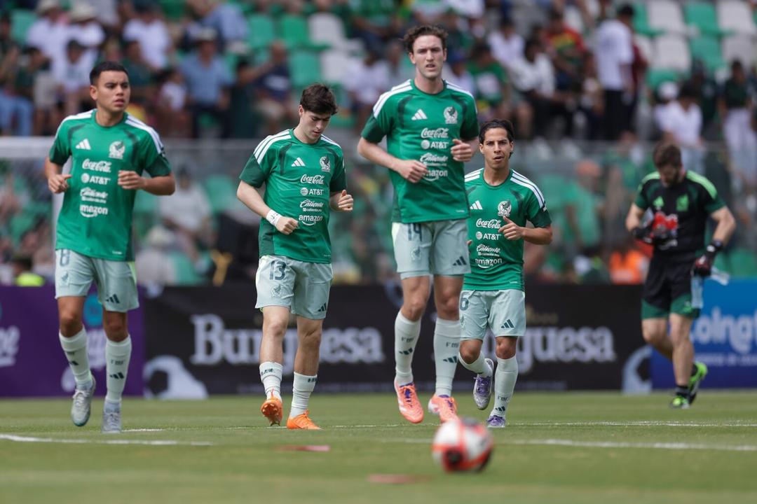 Selección mexicana presenta lista para enfrentar a Islandia