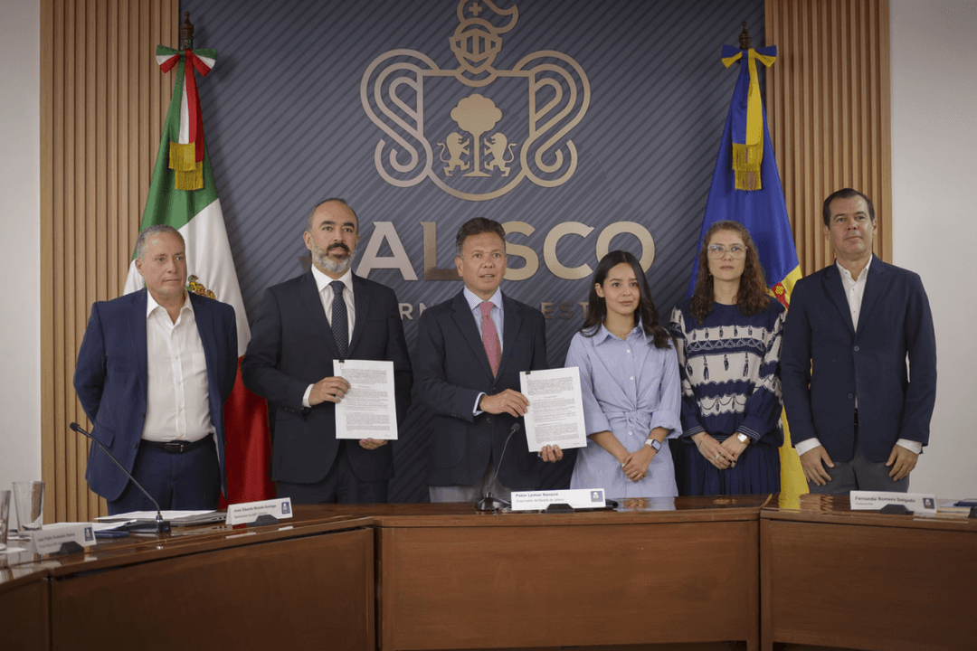 Setran y Ualabee: Acuerdan alianza para monitorear unidades de transporte público