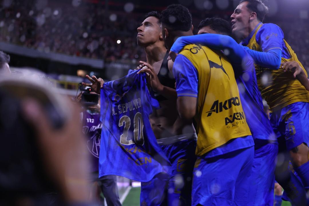 Chivas vence al Atlas en el Clásico Tapatío