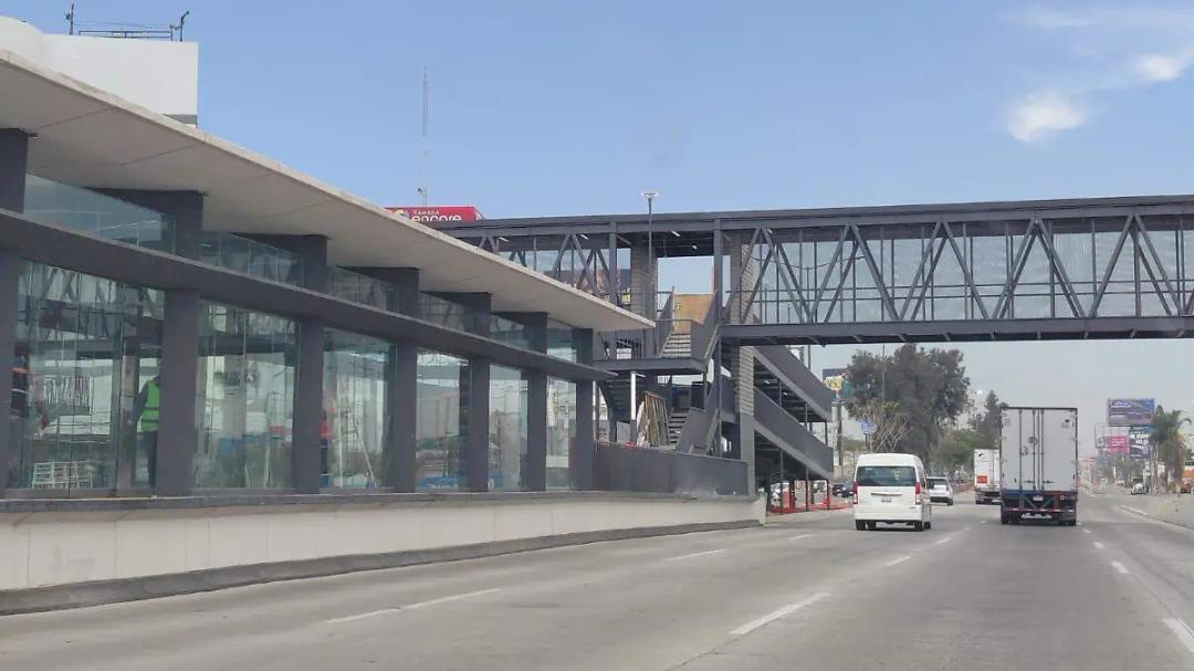 Línea 5: Inician pruebas sin pasajeros en Carretera a Chapala en mayo