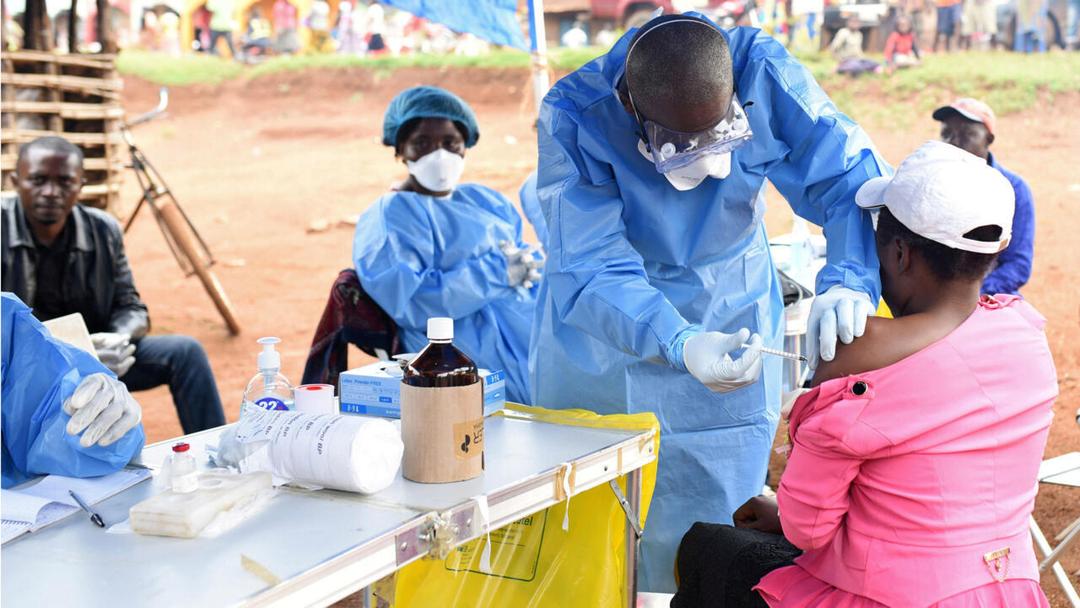 Brote de Ébola: África promete una vacuna para la cepa Bundibugyo este 2026