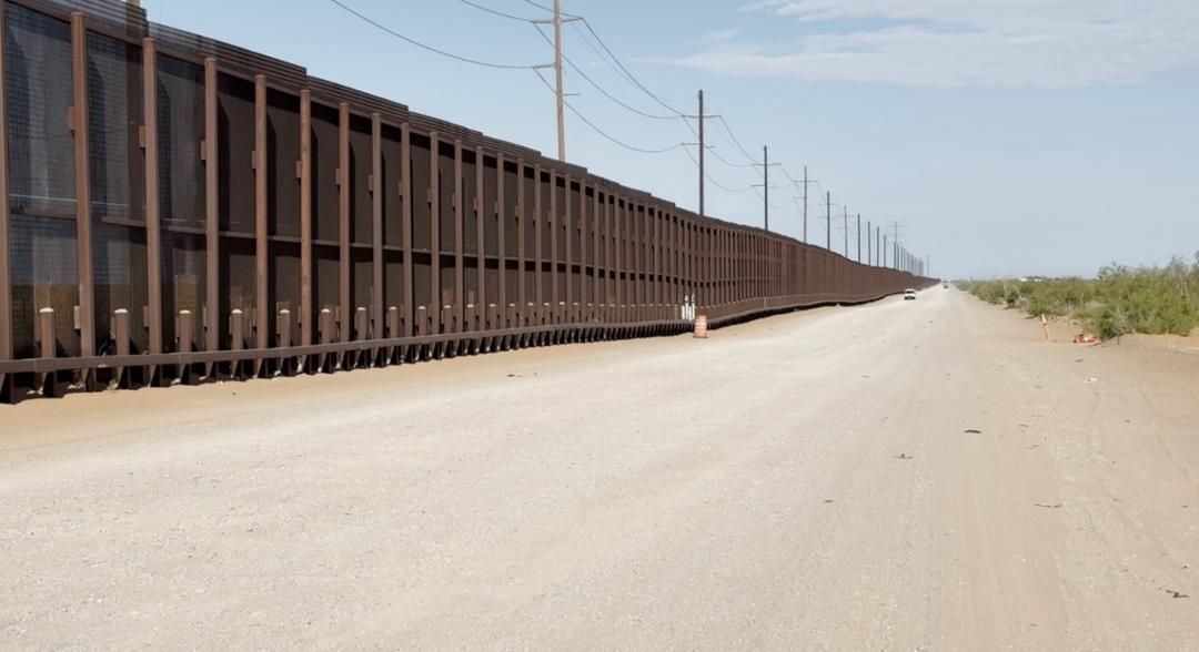 Gobierno Trump espera terminar muro fronterizo a finales de 2027