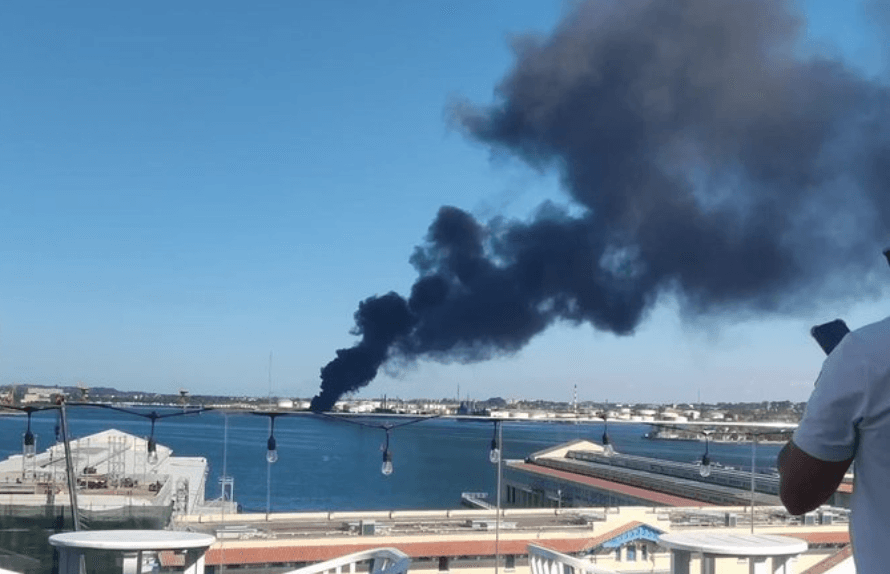 Cuba: Se registra incendio en la refinería de petróleo de La Habana