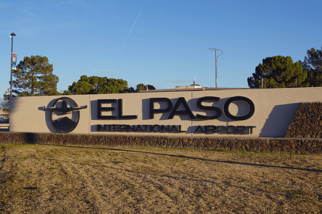 El Paso Texas: Aeropuerto reanuda operaciones tras cierre por drones
