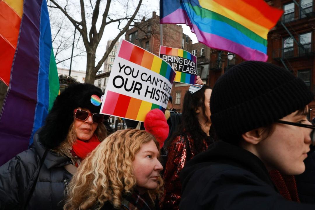 Nueva York: Retiran bandera de la comunidad LGTBQ de Stonewall