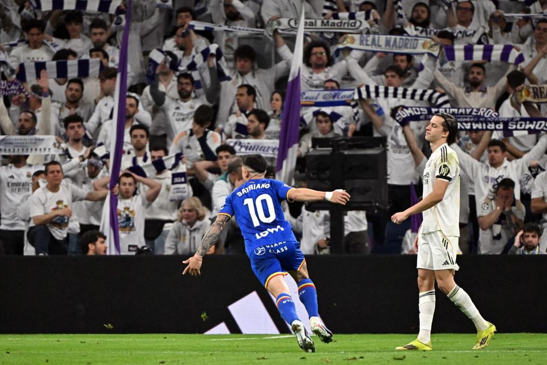 Getafe vence al Real Madrid y se aleja del Barcelona