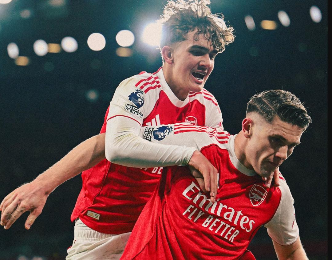 Premier League: Arsenal gana y llega a 70 puntos