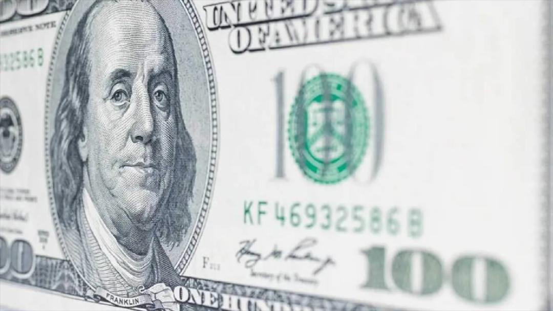 Dólar HOY: Baja y el peso gana terreno, ¿cuál es el tipo de cambio?