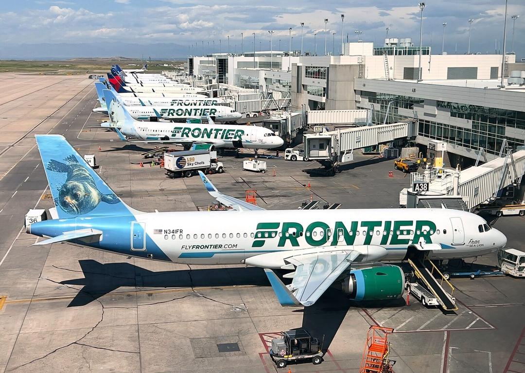 VIDEO: Avión atropella y mata a un peatón en Aeropuerto de Denver
