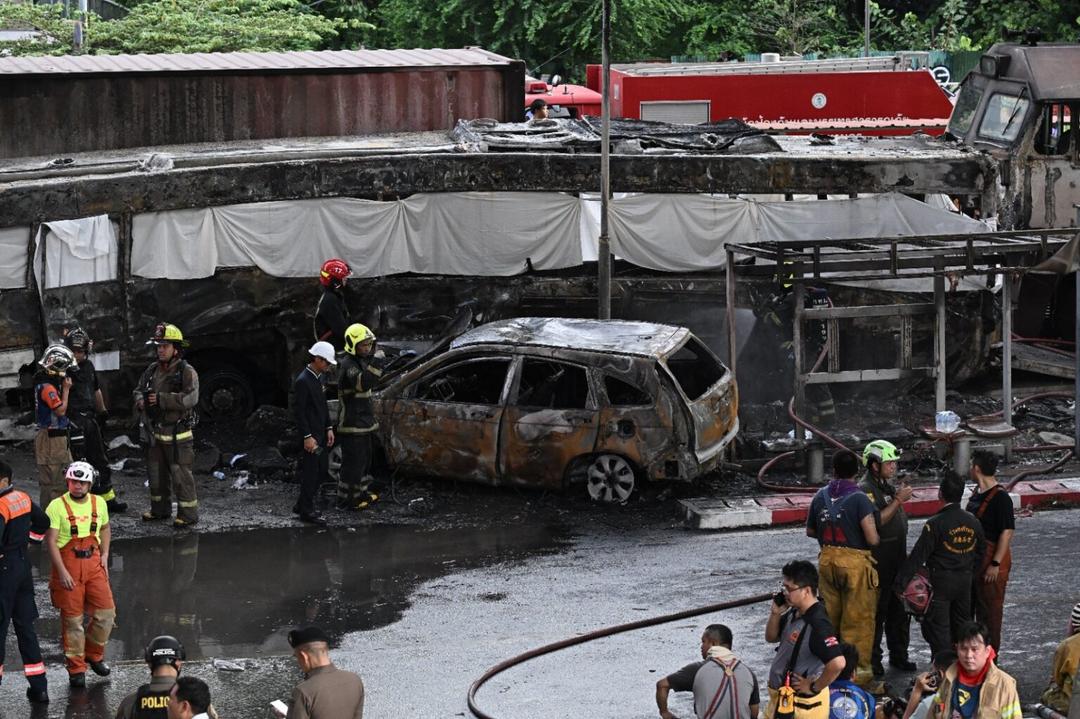 VIDEO: Choque de tren deja 8 muertos en Bangkok