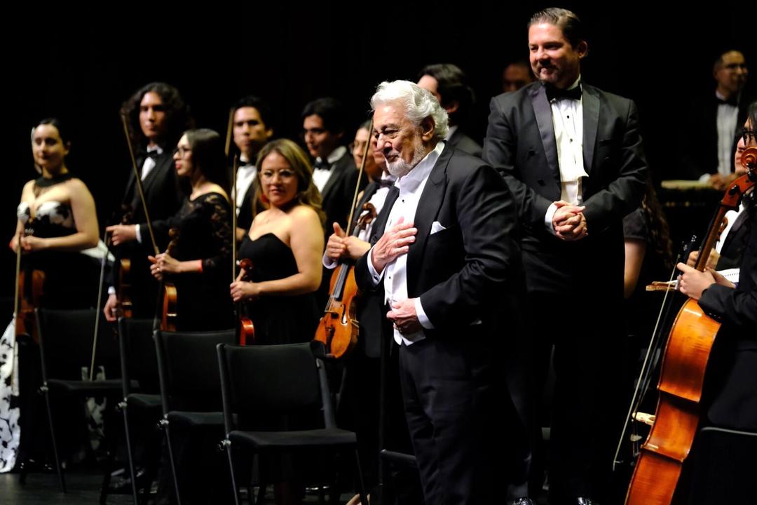 Plácido Domingo cautiva a GDL con noche de zarzuela y mariachi