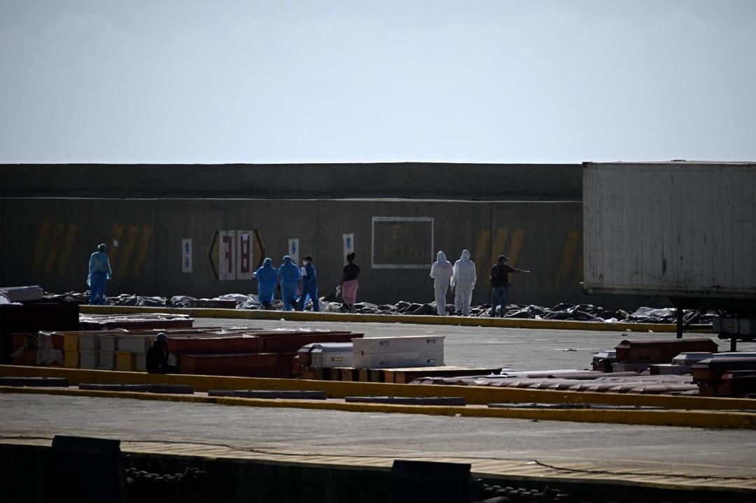Terremotos en Venezuela: Improvisan morgue en puerto de La Guaira