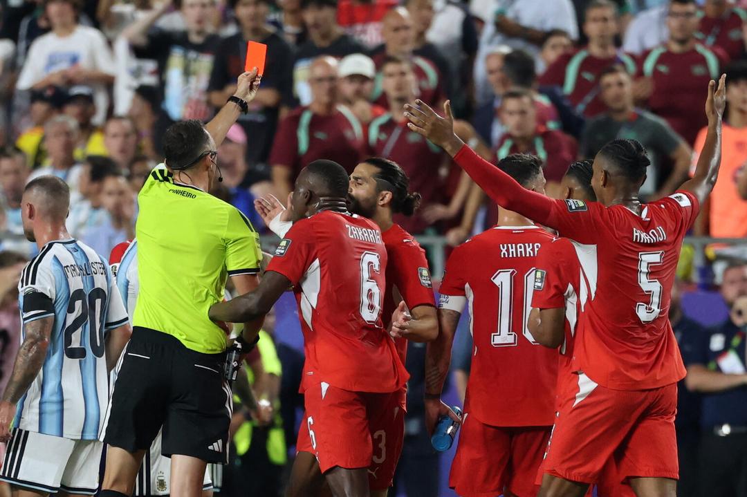 ¿La IFAB admite error arbitral en partido entre Argentina y Suiza? Entérate