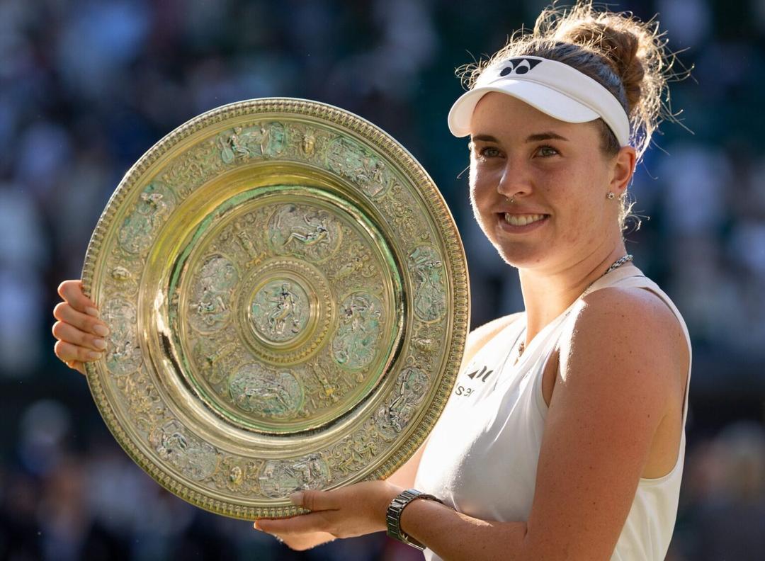 Wimbledon: Linda Noskova gana su primer título de un Grand Slam