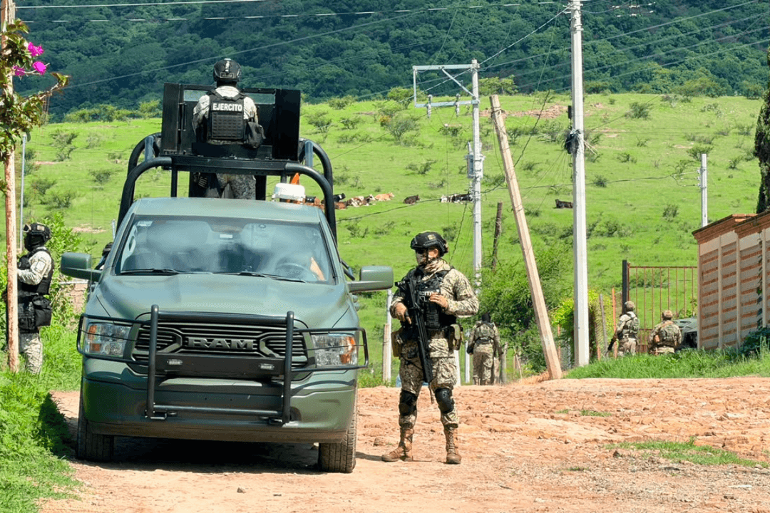 Tesistán: Liberan a cuatro personas; hallan dos celdas clandestinas
