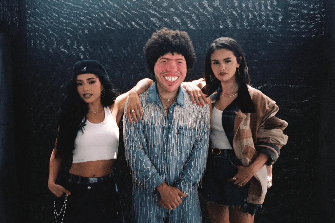 Selena Gomez, Benny Blanco y Becky G estrenan “Te Olvido (La La)”