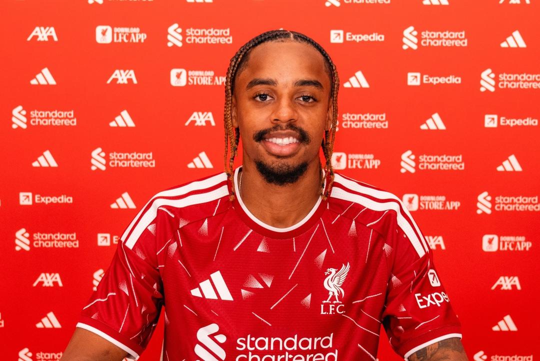 Barcola es oficialmente nuevo jugador del Liverpool por cifra récord