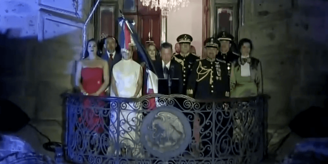 Pablo Lemus encabeza el Grito de Independencia desde Palacio de Gobierno