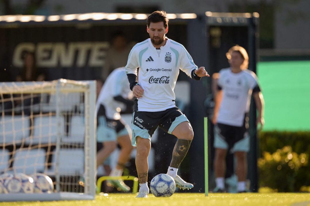 Messi entrena por última vez con la Selección Argentina
