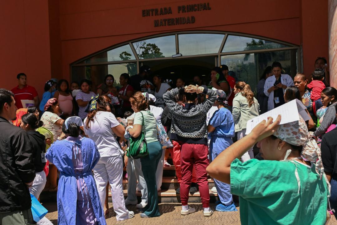 Panamá: Fuerte terremoto de magnitud 7.7 sacude el centro del país