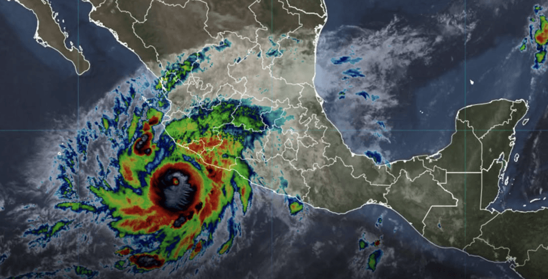 Huracán Simón: Cancelan vuelos comerciales en Jalisco y Colima