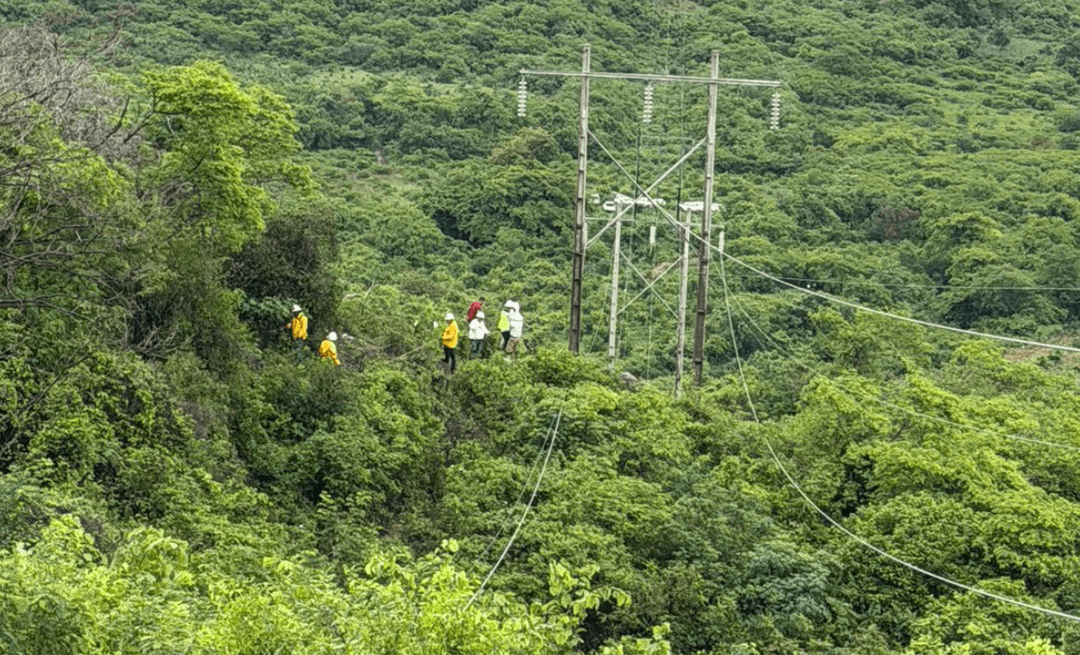 Huracán Simón: CFE refuerza presencia en estados afectados