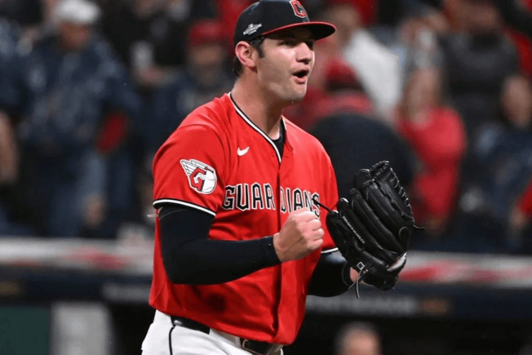 Cleveland vence a Tampa Bay en tercer juego