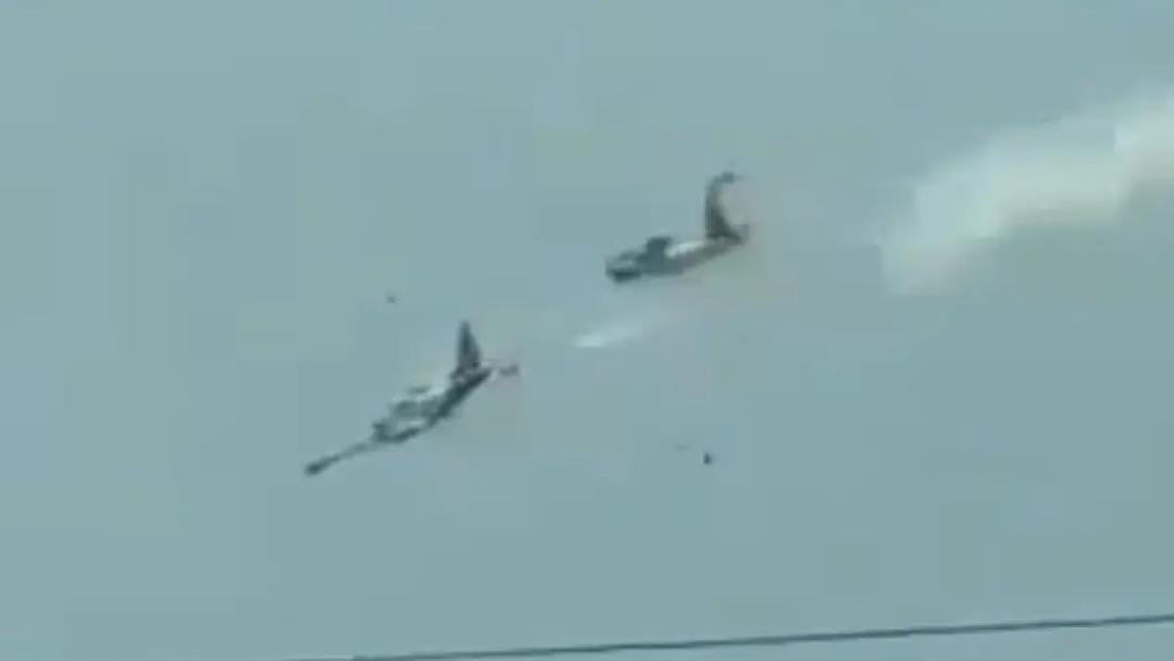 Filipinas: Mueren cuatro pilotos tras chocar dos aviones militares